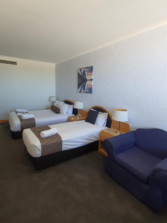 Capital Airport Motel Queanbeyan Eksteriør billede