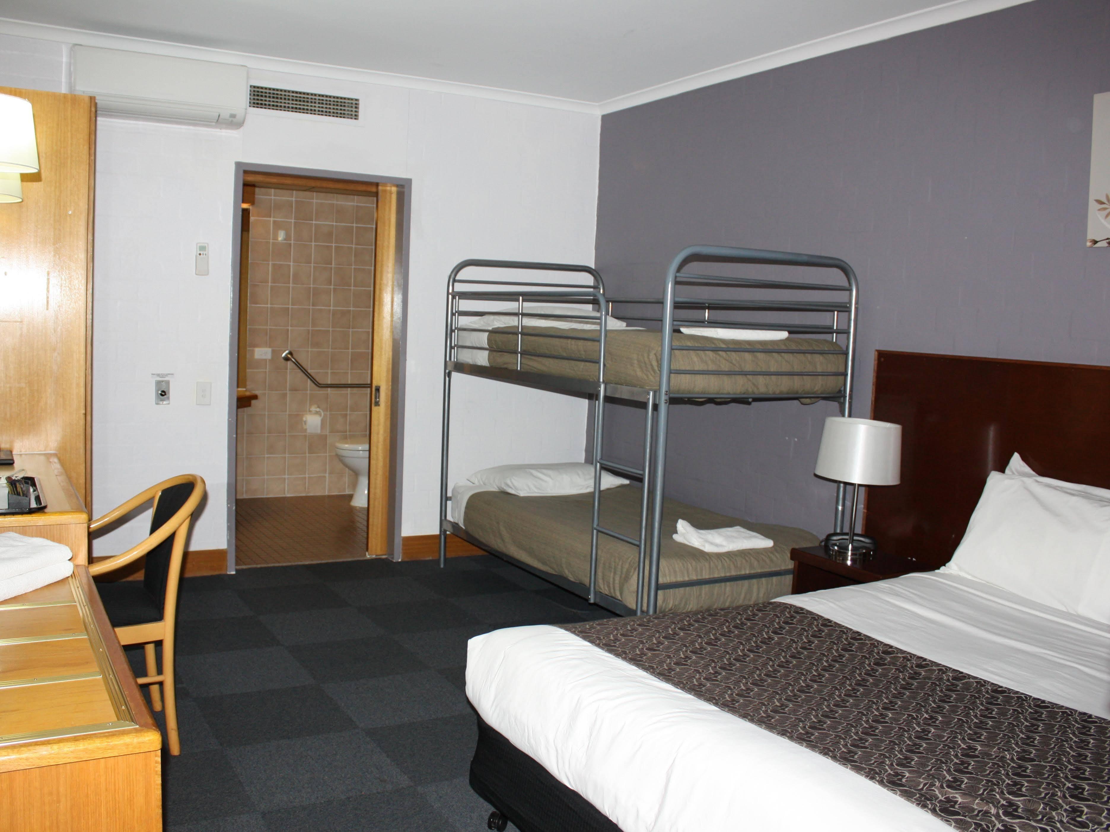 Capital Airport Motel Queanbeyan Eksteriør billede
