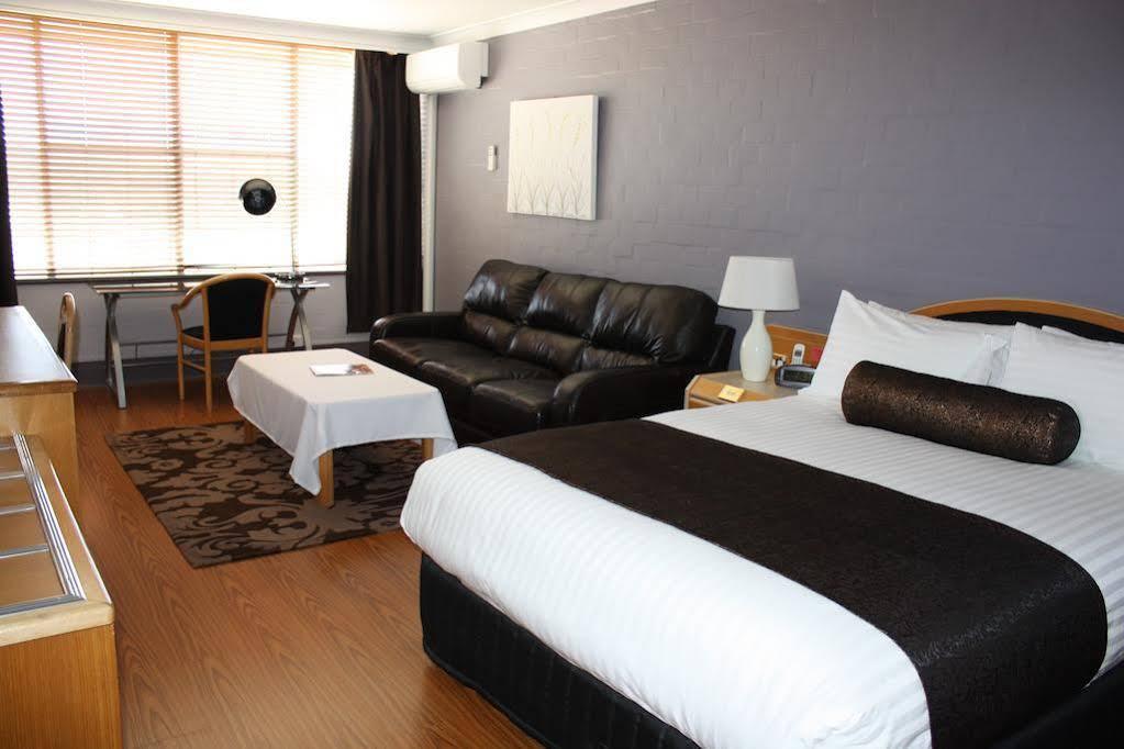 Capital Airport Motel Queanbeyan Eksteriør billede